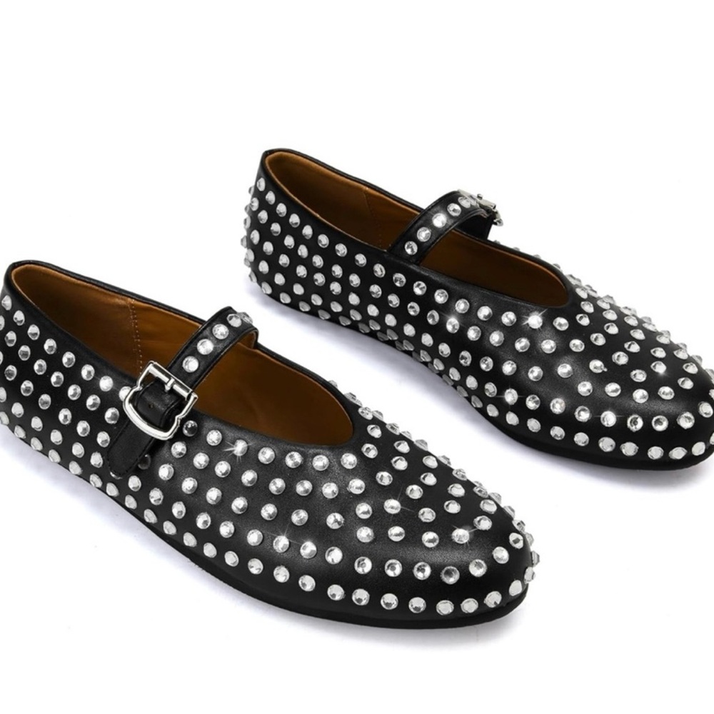 EUC Women's Buckle Strap Rhinestone Ballerina Flats, Mary Jane style shoe.